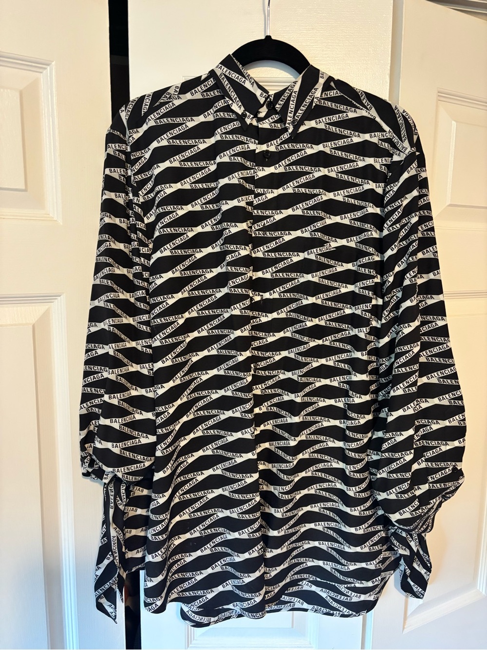 Balenciaga Black and White Logo Wave Button-Down Shirt size 38 euro